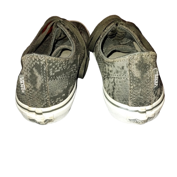 VANS Women's Gray Snakeskin Pattern Sneakers Size 8.5 - Picture 5 of 7